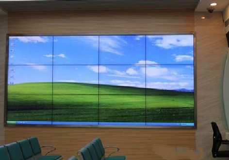 隆昌液晶拼接屏的另类用法。